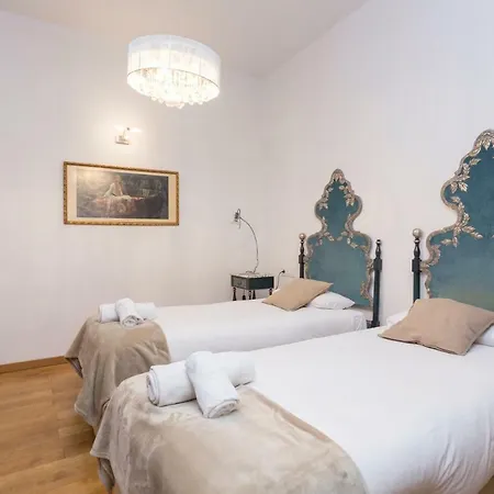 1229 - Awesome Center With Terrace Apartment Barcelona